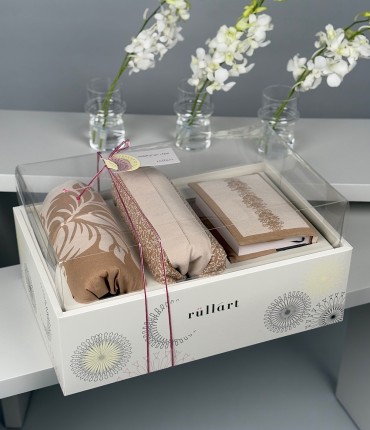 GIFT PACKAGE - FLORAL BEIGE 